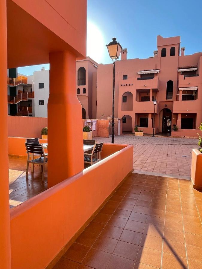 Three Bedroom Apartment With Pool In Torrevieja Extérieur photo